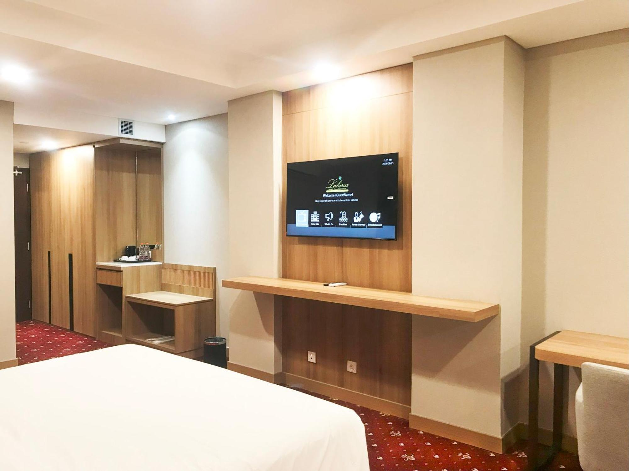 Sinapuran Labersa Hotel & Convention Center Samosir מראה חיצוני תמונה