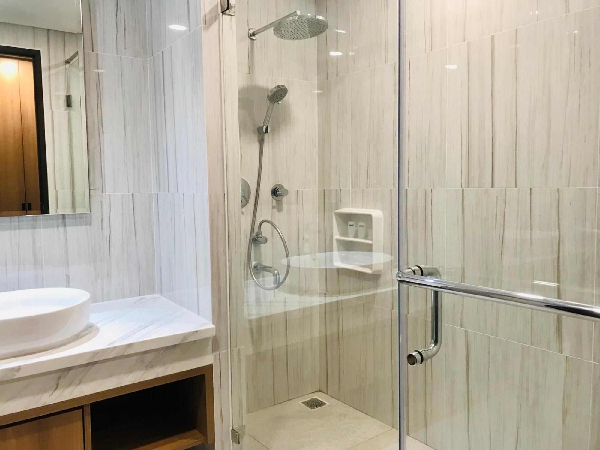 Sinapuran Labersa Hotel & Convention Center Samosir מראה חיצוני תמונה