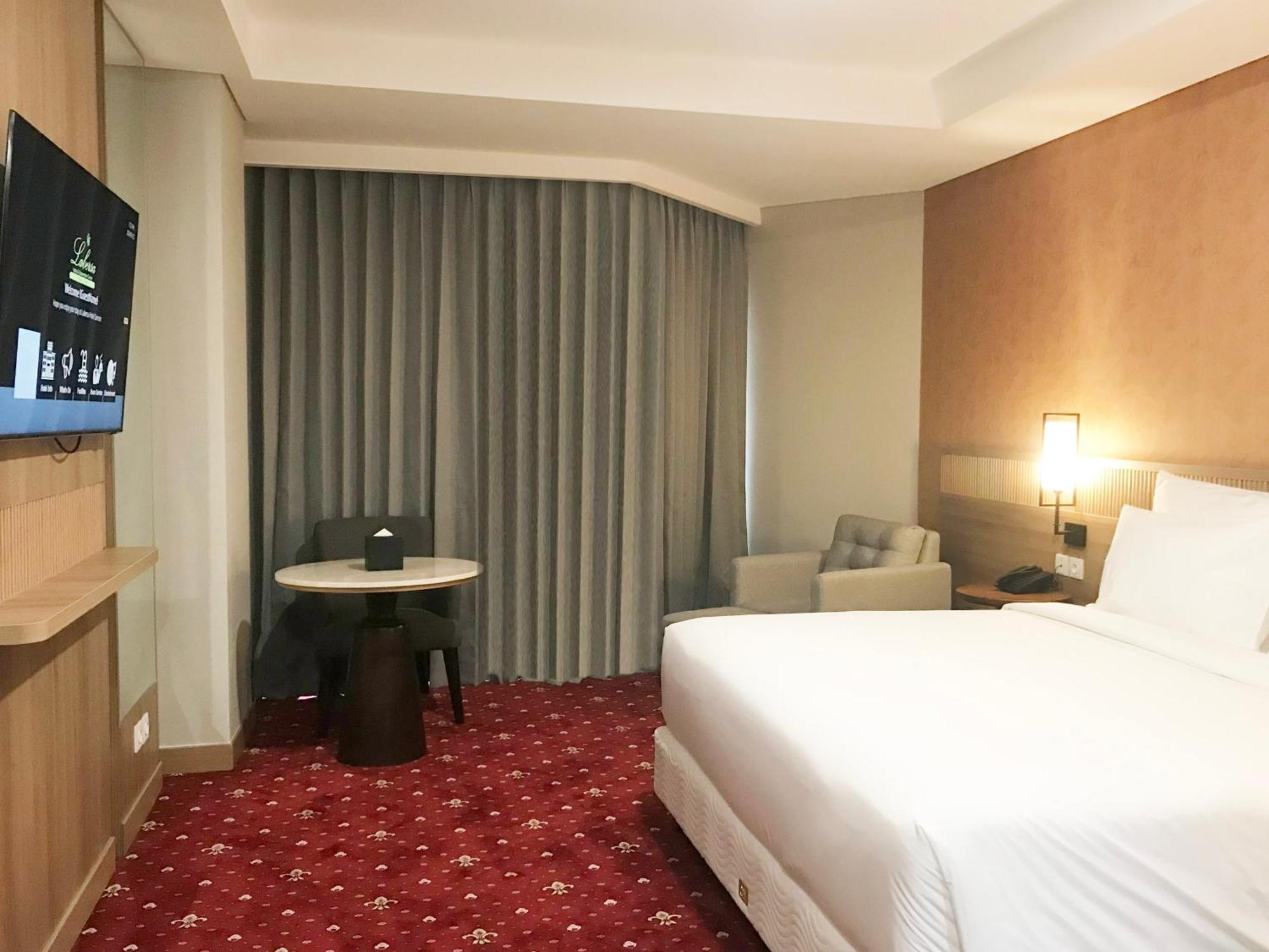 Sinapuran Labersa Hotel & Convention Center Samosir מראה חיצוני תמונה