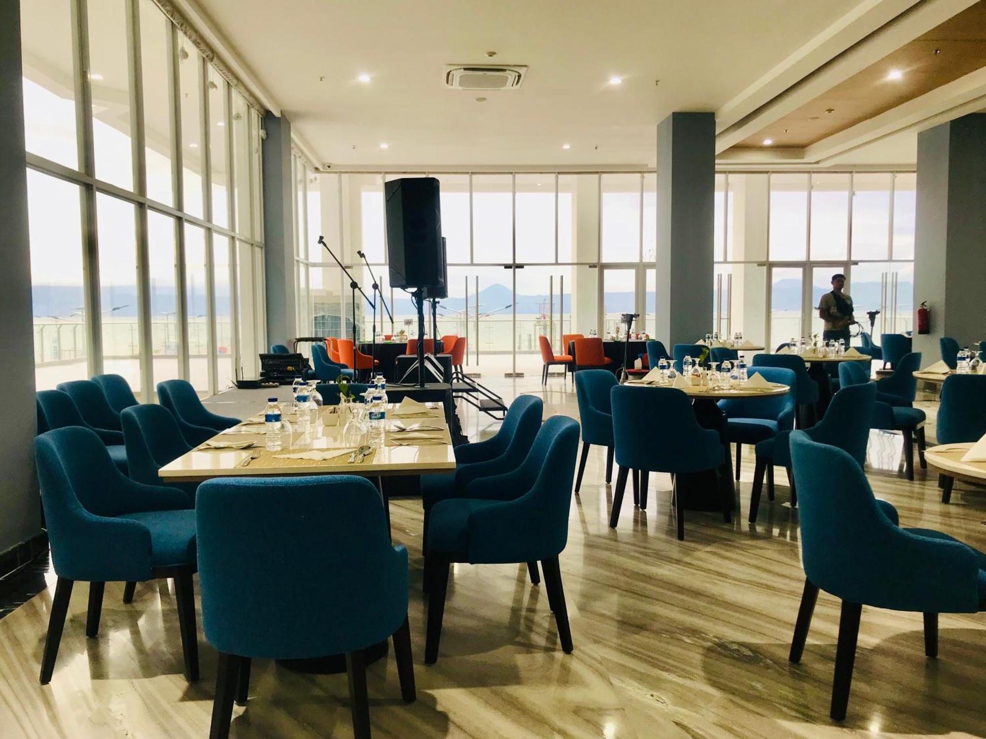 Sinapuran Labersa Hotel & Convention Center Samosir מראה חיצוני תמונה